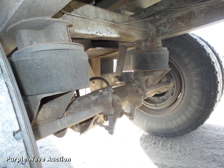 image for item L4112 2000 East 800R end dump pup trailer