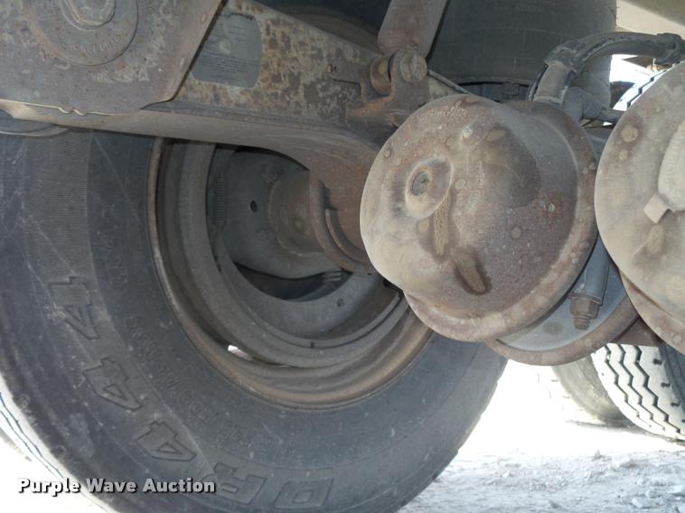 image for item L4112 2000 East 800R end dump pup trailer