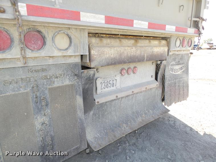 image for item L4112 2000 East 800R end dump pup trailer