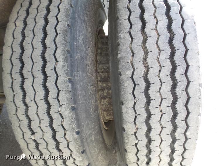 image for item L4112 2000 East 800R end dump pup trailer