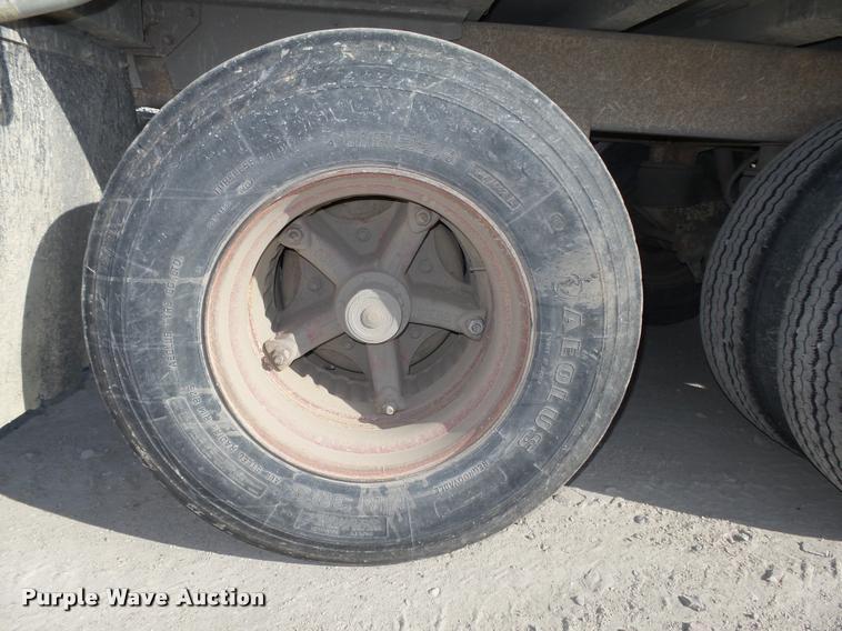 image for item L4112 2000 East 800R end dump pup trailer