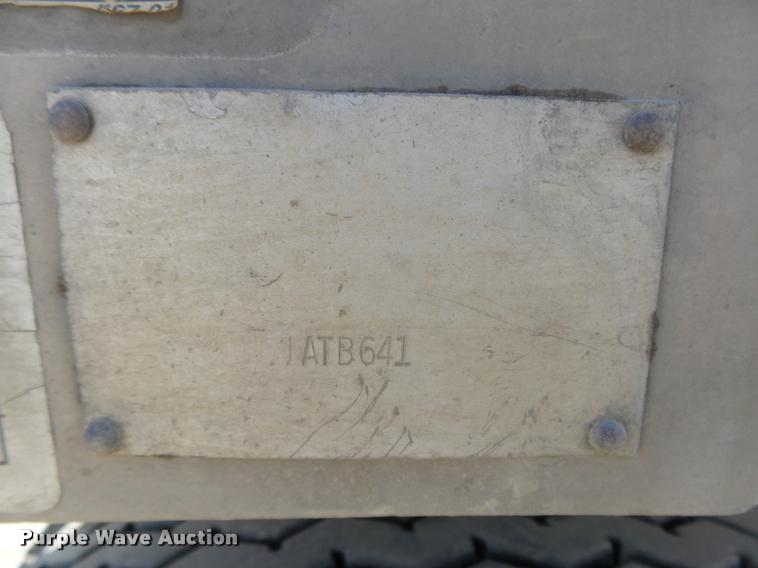 image for item L4112 2000 East 800R end dump pup trailer