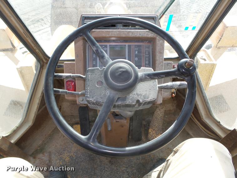 image for item L4113 Komatsu WA500-1 wheel loader