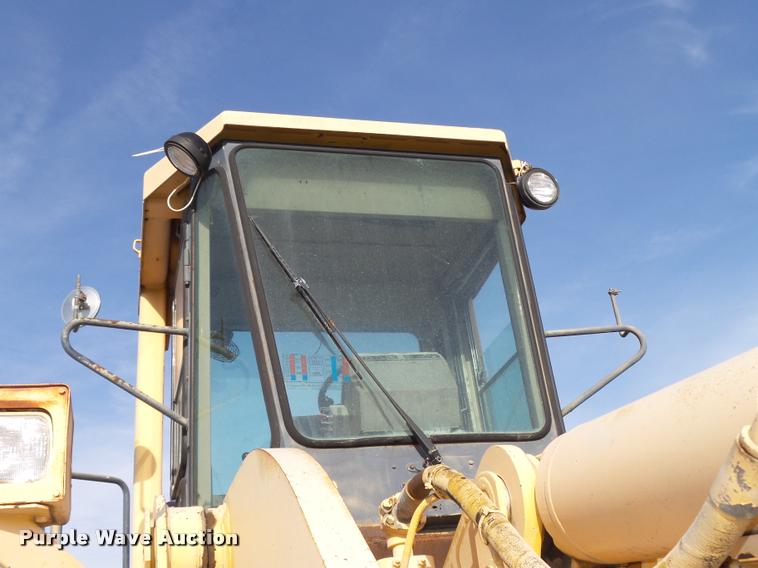 image for item L4113 Komatsu WA500-1 wheel loader