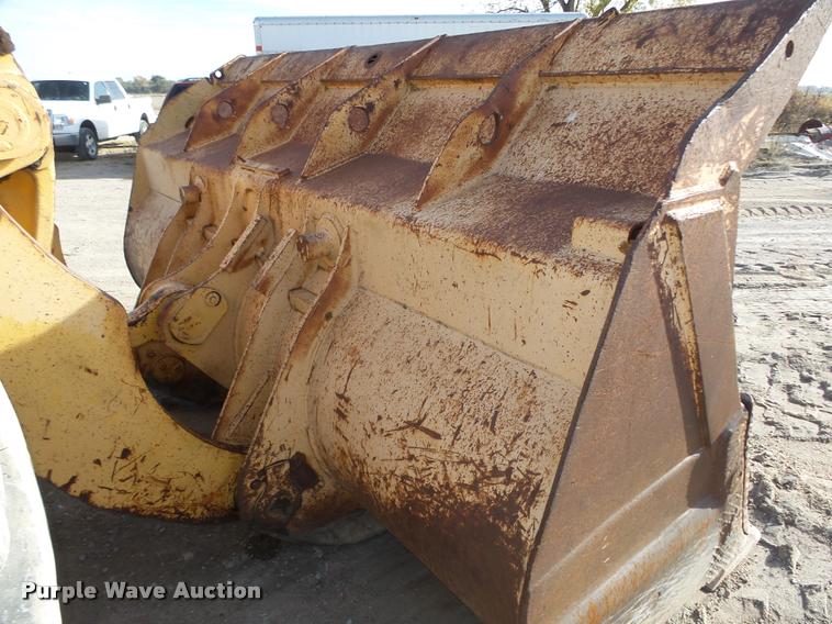image for item L4113 Komatsu WA500-1 wheel loader