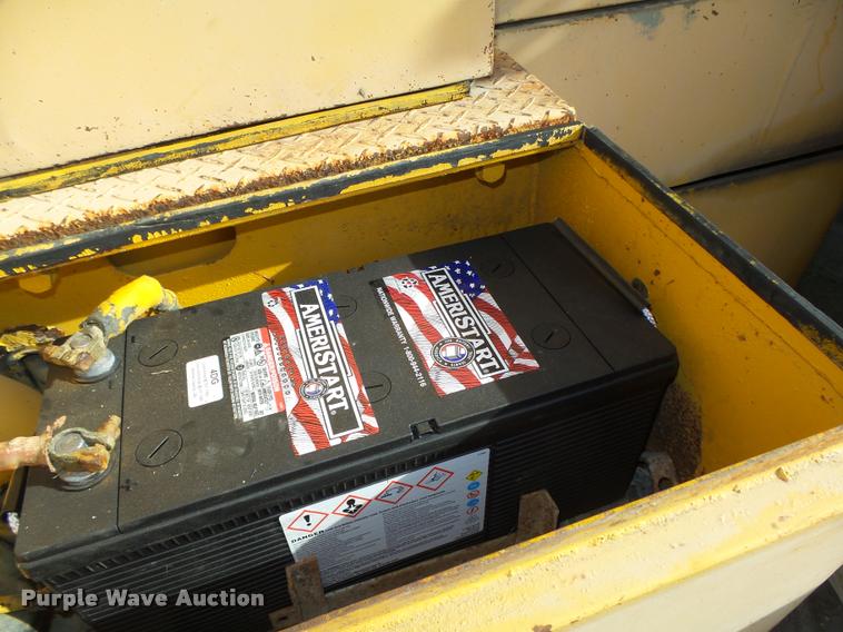 image for item L4113 Komatsu WA500-1 wheel loader