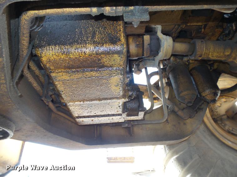 image for item L4113 Komatsu WA500-1 wheel loader