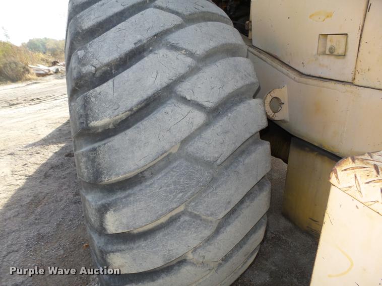 image for item L4113 Komatsu WA500-1 wheel loader