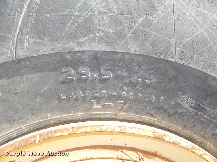 image for item L4113 Komatsu WA500-1 wheel loader