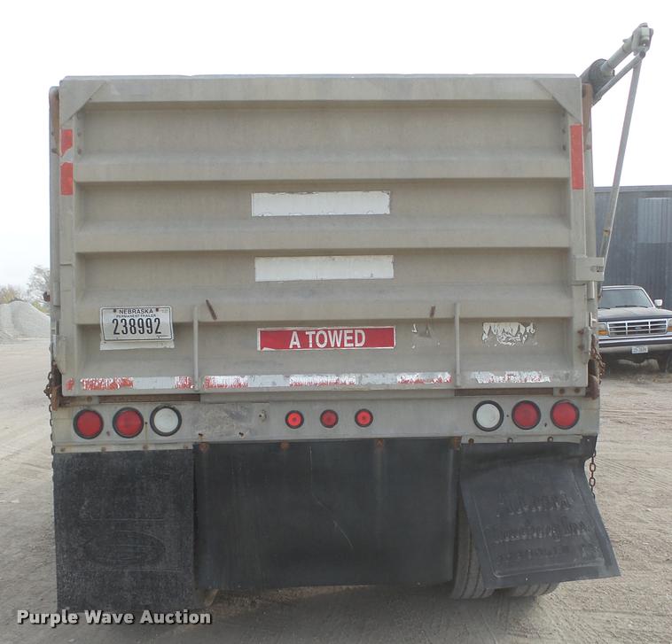 image for item L4119 1990 Fruehauf aluminum end dump pup trailer