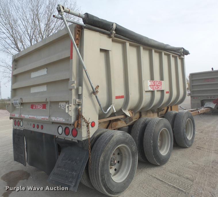 image for item L4119 1990 Fruehauf aluminum end dump pup trailer