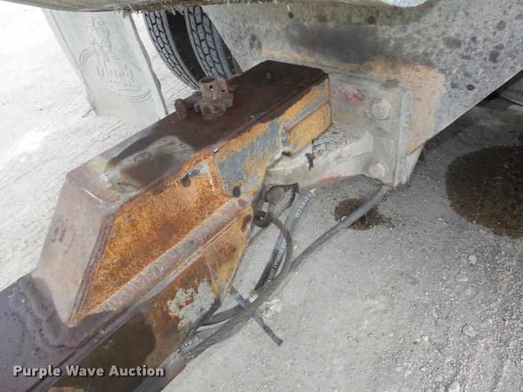 image for item L4119 1990 Fruehauf aluminum end dump pup trailer