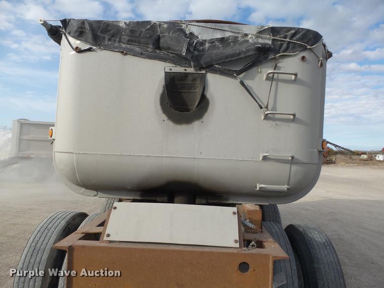 image for item L4119 1990 Fruehauf aluminum end dump pup trailer