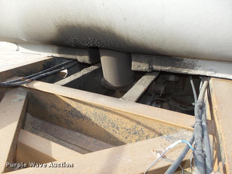 image for item L4119 1990 Fruehauf aluminum end dump pup trailer