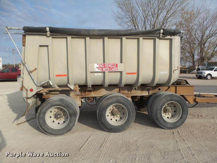 image for item L4119 1990 Fruehauf aluminum end dump pup trailer