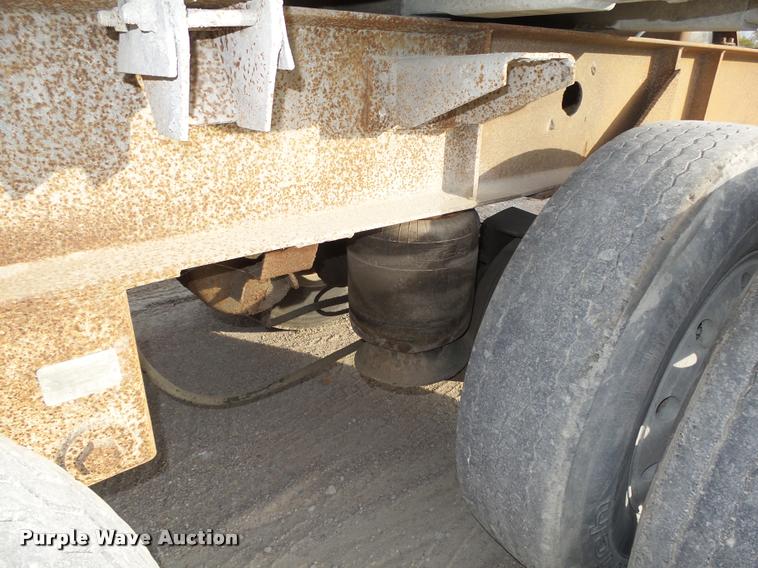 image for item L4119 1990 Fruehauf aluminum end dump pup trailer