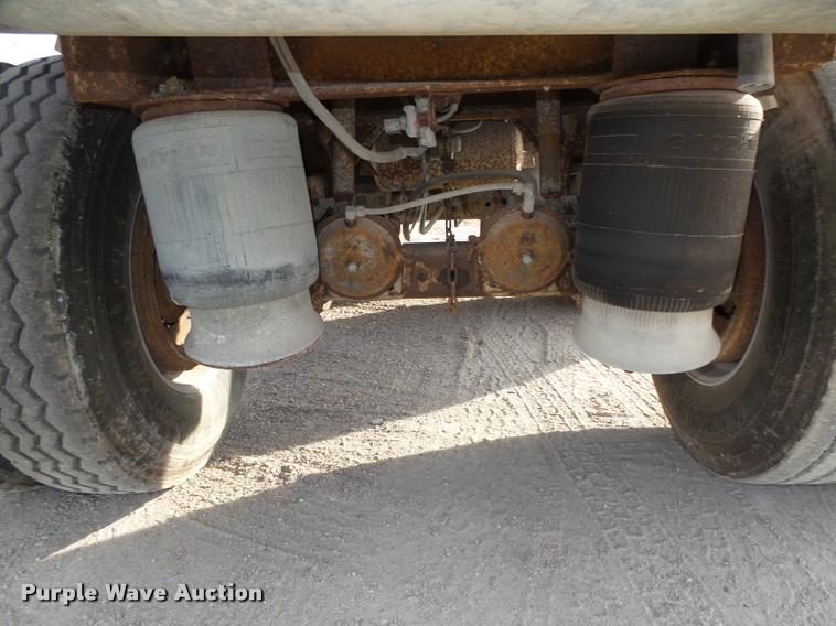 image for item L4119 1990 Fruehauf aluminum end dump pup trailer