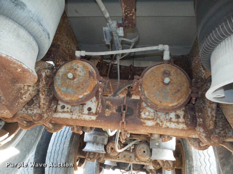 image for item L4119 1990 Fruehauf aluminum end dump pup trailer