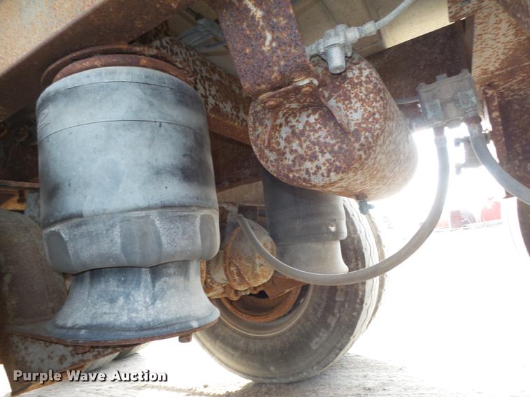 image for item L4119 1990 Fruehauf aluminum end dump pup trailer