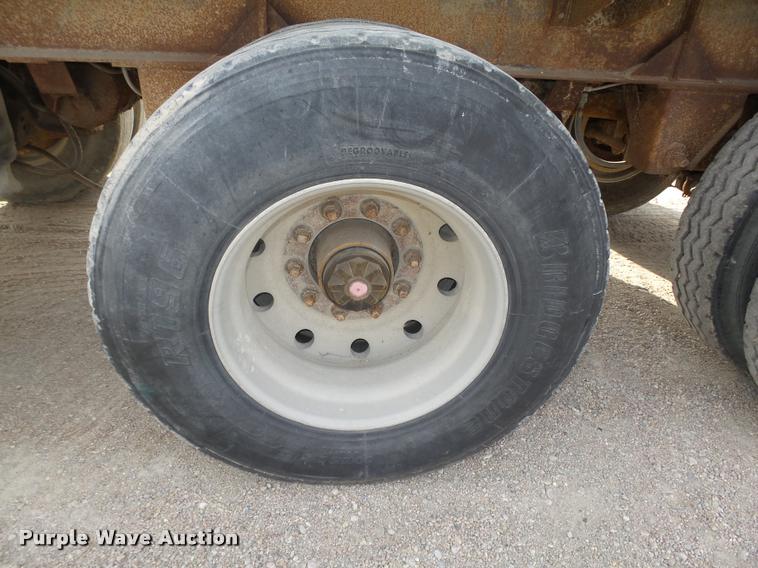 image for item L4119 1990 Fruehauf aluminum end dump pup trailer