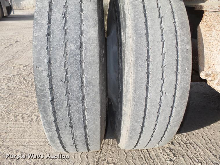 image for item L4119 1990 Fruehauf aluminum end dump pup trailer