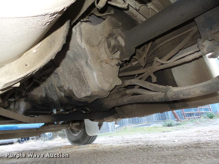 image for item L4120 1998 Mack CH613 dump truck