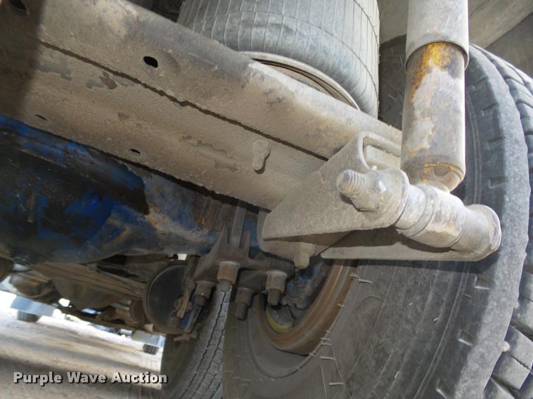 image for item L4120 1998 Mack CH613 dump truck