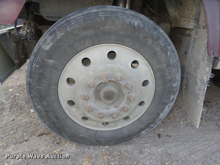 image for item L4120 1998 Mack CH613 dump truck