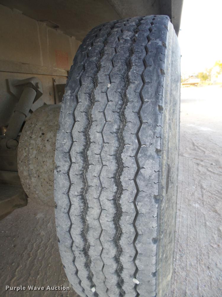 image for item L4120 1998 Mack CH613 dump truck