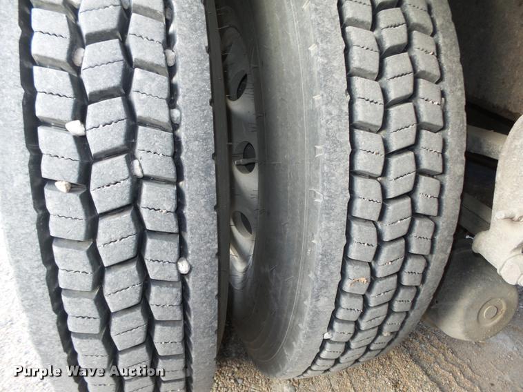 image for item L4120 1998 Mack CH613 dump truck