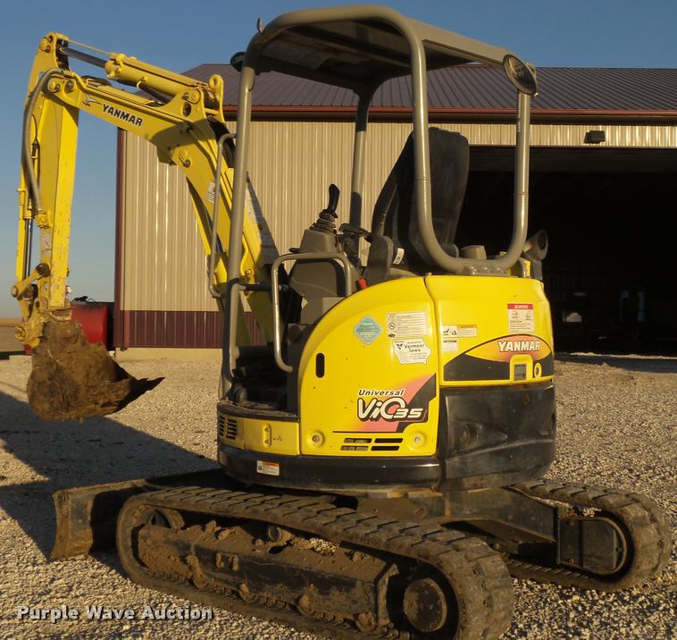 image for item L4121 2007 Yanmar VI035-5 mini excavator