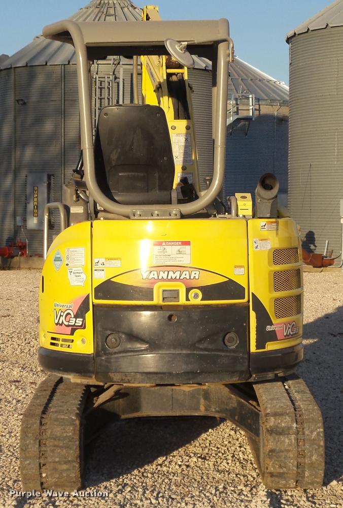 image for item L4121 2007 Yanmar VI035-5 mini excavator