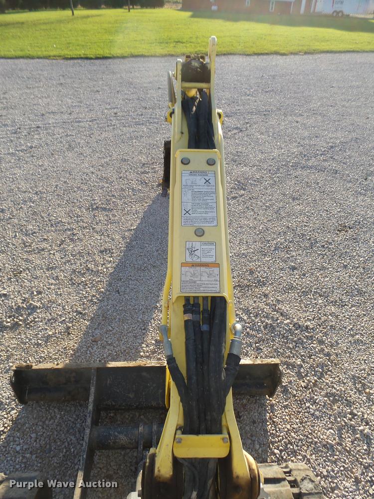 image for item L4121 2007 Yanmar VI035-5 mini excavator