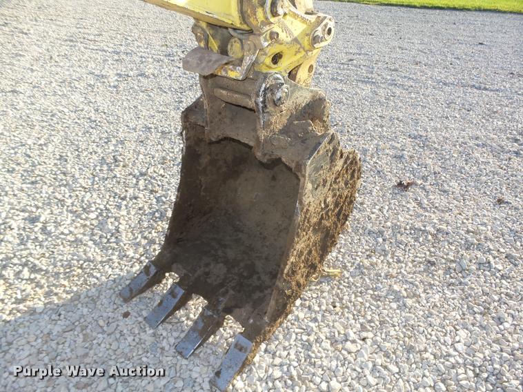 image for item L4121 2007 Yanmar VI035-5 mini excavator