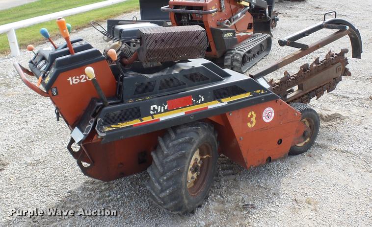 image for item L4377 2002 Ditch Witch 1820 trencher