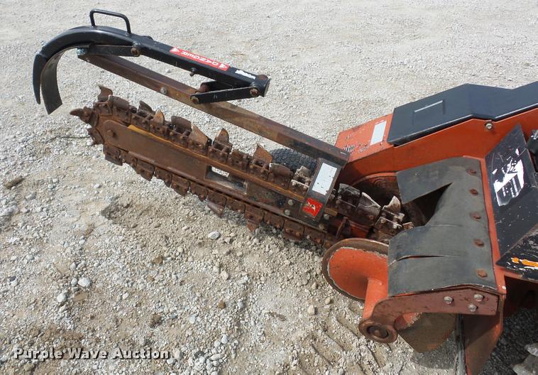 image for item L4377 2002 Ditch Witch 1820 trencher