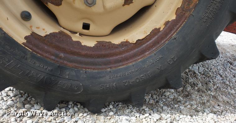 image for item L4377 2002 Ditch Witch 1820 trencher