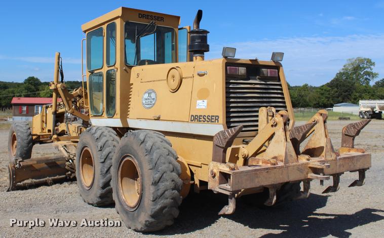 image for item L4784 Dresser 850 motor grader