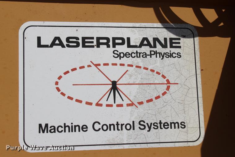 image for item L4784 Dresser 850 motor grader