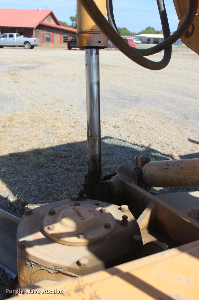 image for item L4784 Dresser 850 motor grader