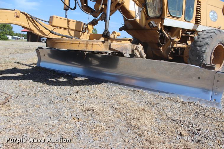 image for item L4784 Dresser 850 motor grader