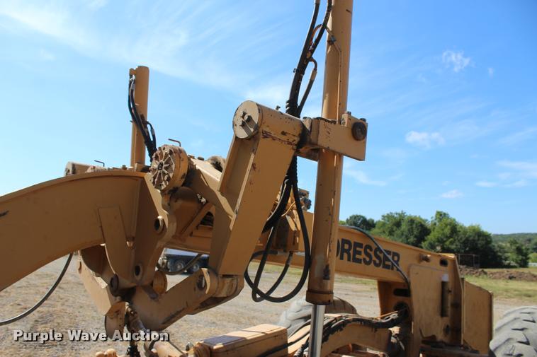 image for item L4784 Dresser 850 motor grader