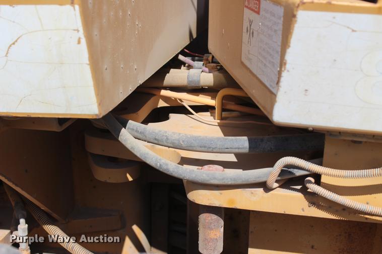 image for item L4784 Dresser 850 motor grader