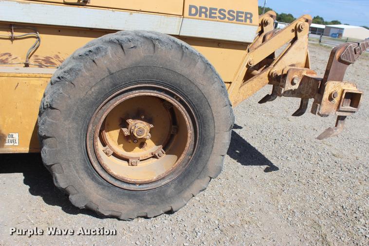 image for item L4784 Dresser 850 motor grader