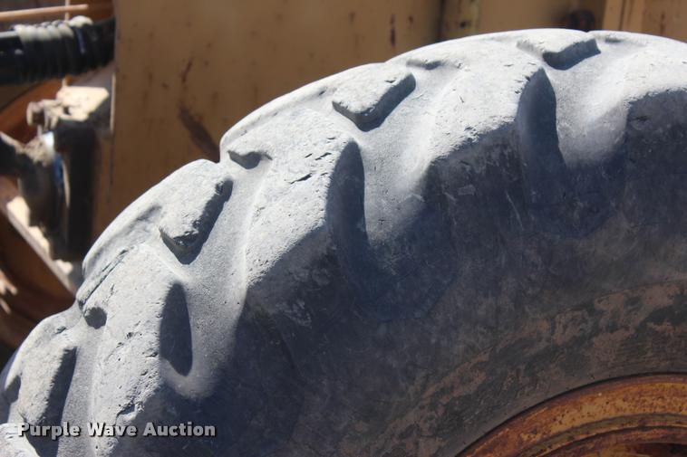 image for item L4784 Dresser 850 motor grader