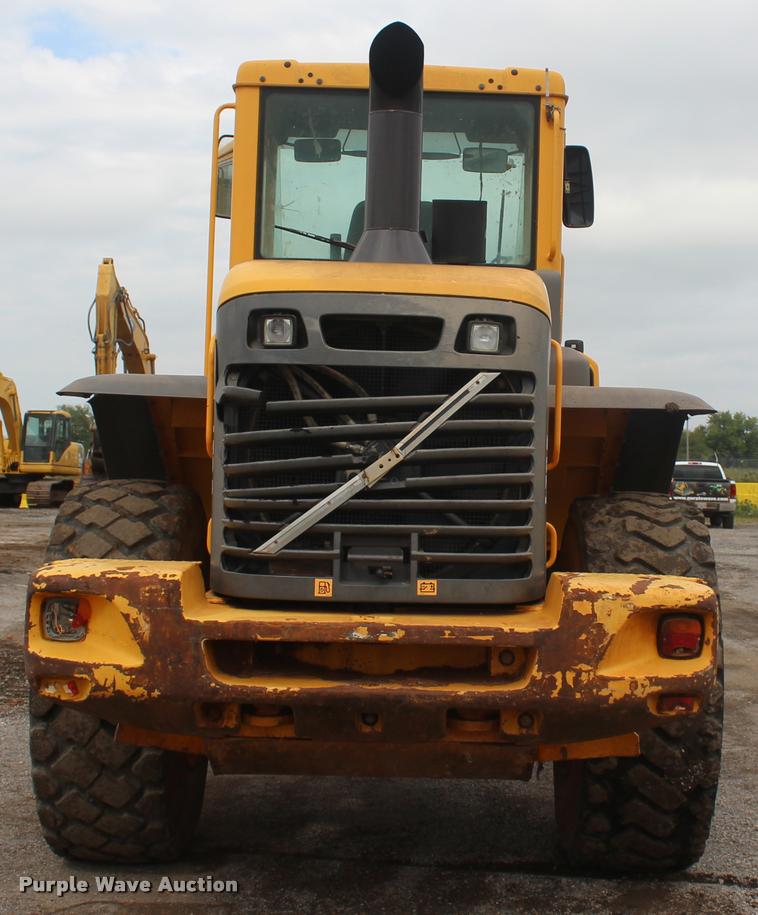 image for item L4852 2006 Volvo L70E wheel loader