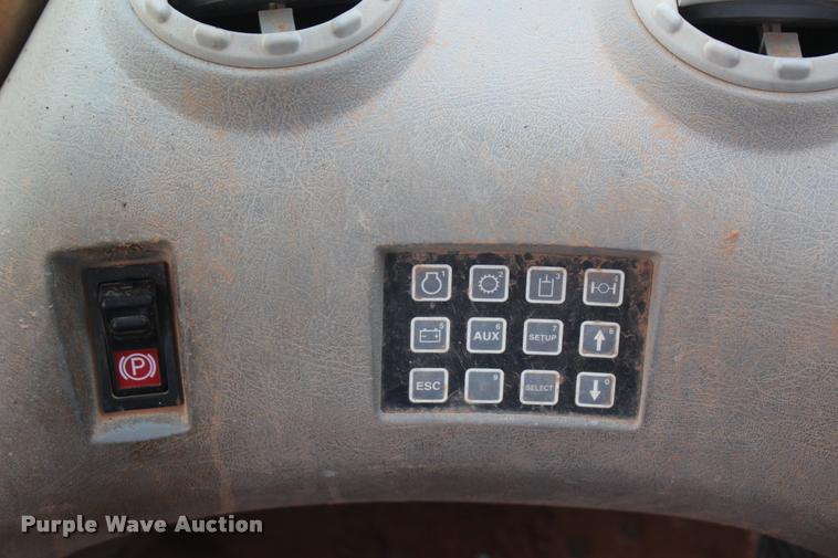 image for item L4852 2006 Volvo L70E wheel loader