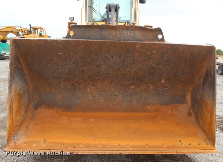 image for item L4852 2006 Volvo L70E wheel loader