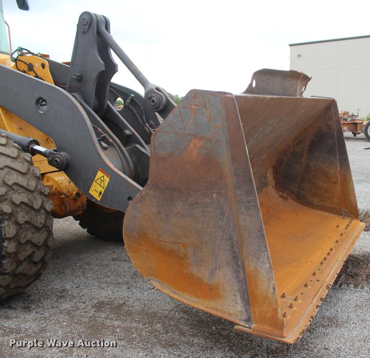 image for item L4852 2006 Volvo L70E wheel loader