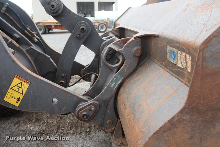 image for item L4852 2006 Volvo L70E wheel loader